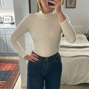 Everlane ribbed long-sleeve bodysuit